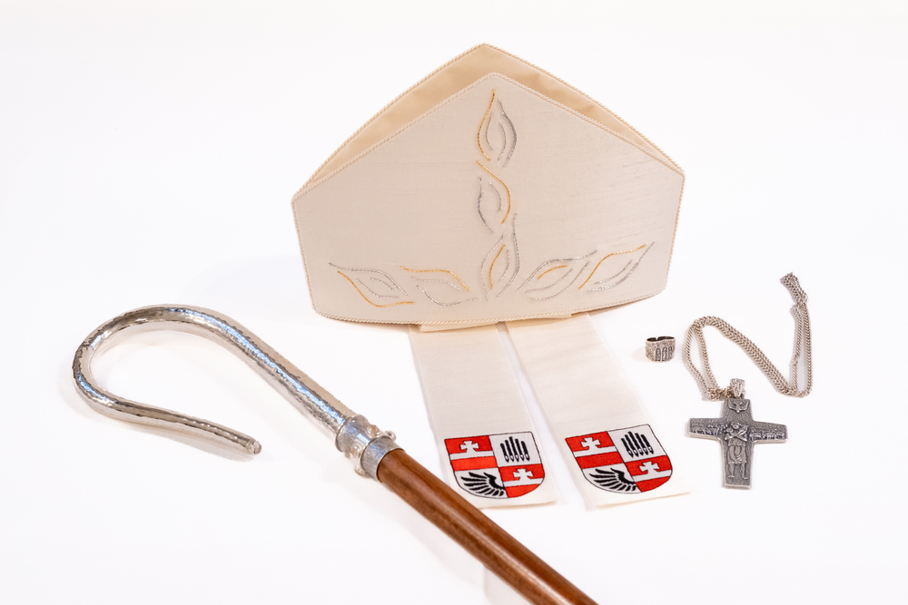Insignien von Erzbischof Josef Grünwidl